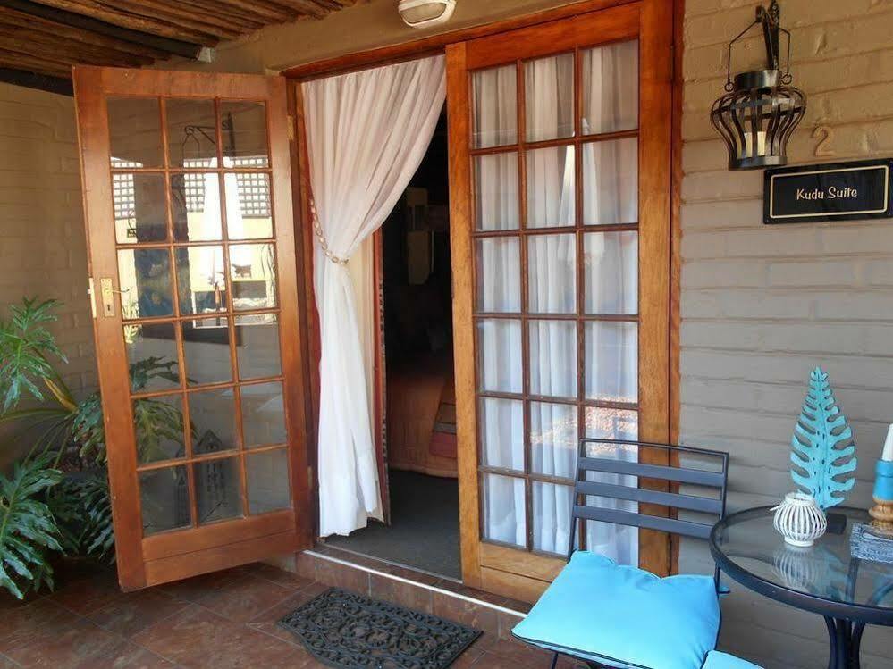 Ama Zulu Guesthouse & Safaris Hluhluwe Exterior foto